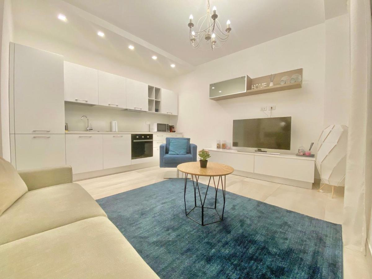 Elegance Duomo Apartment Милано Екстериор снимка