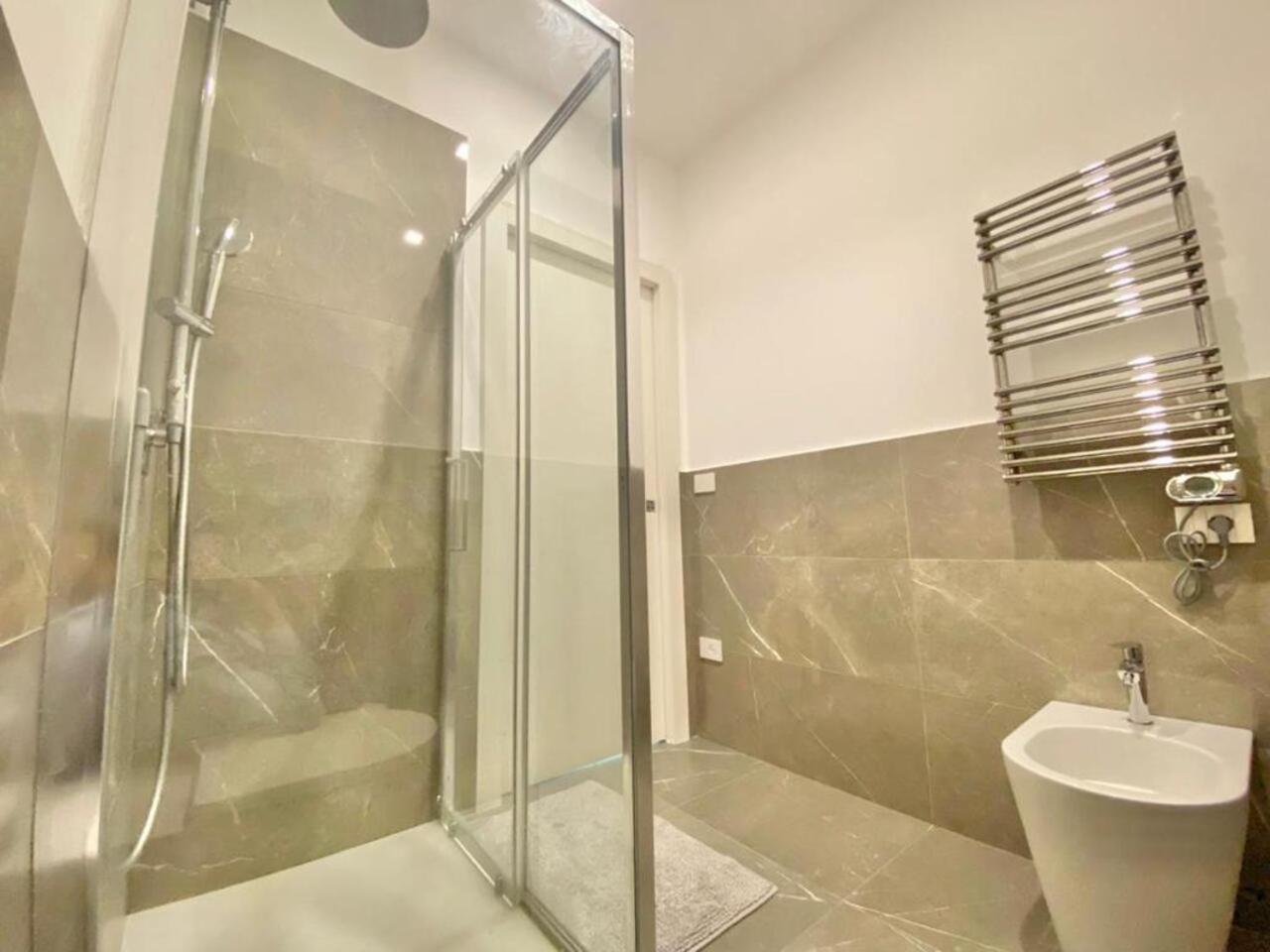 Elegance Duomo Apartment Милано Екстериор снимка