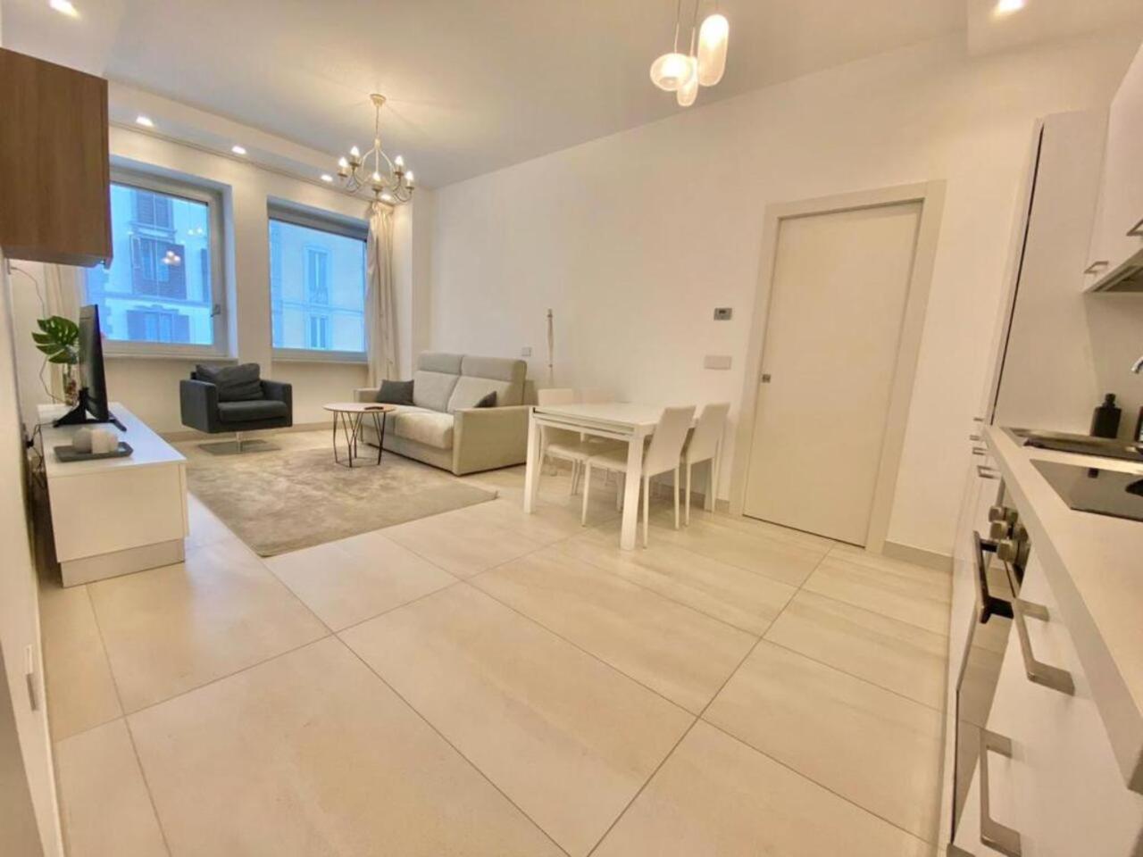 Elegance Duomo Apartment Милано Екстериор снимка